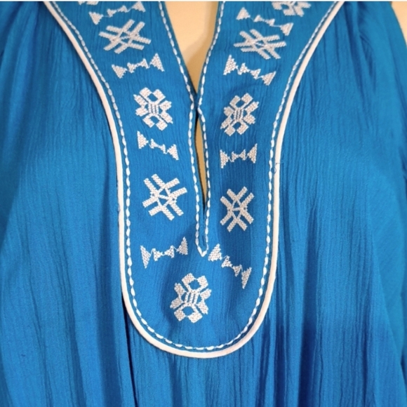 Caribbean Blue Aztec Dress ๐ - Picture 4 of 5